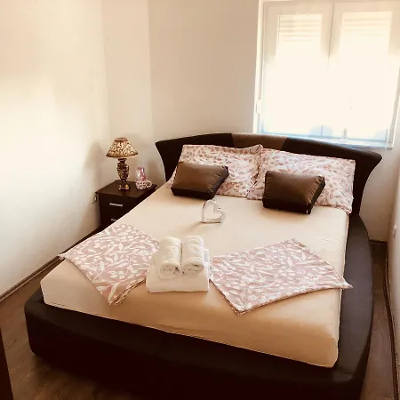 E.t.a. Apartment Trogir