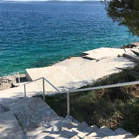 E.t.a. * Trogir
